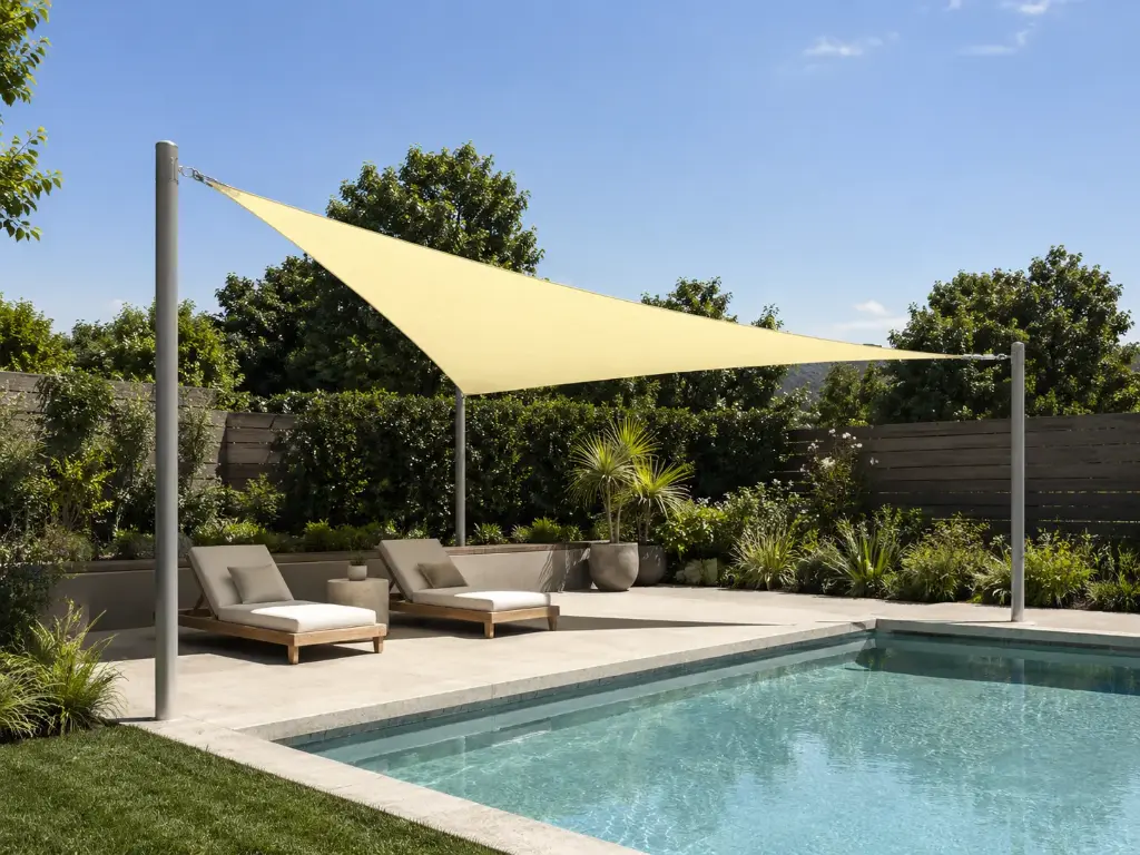 Kit Toldo Vela XS 7,5 × 6,5 m | Vela + Tensión Inox + Pilares Galvanizados | 24 m² de Sombra